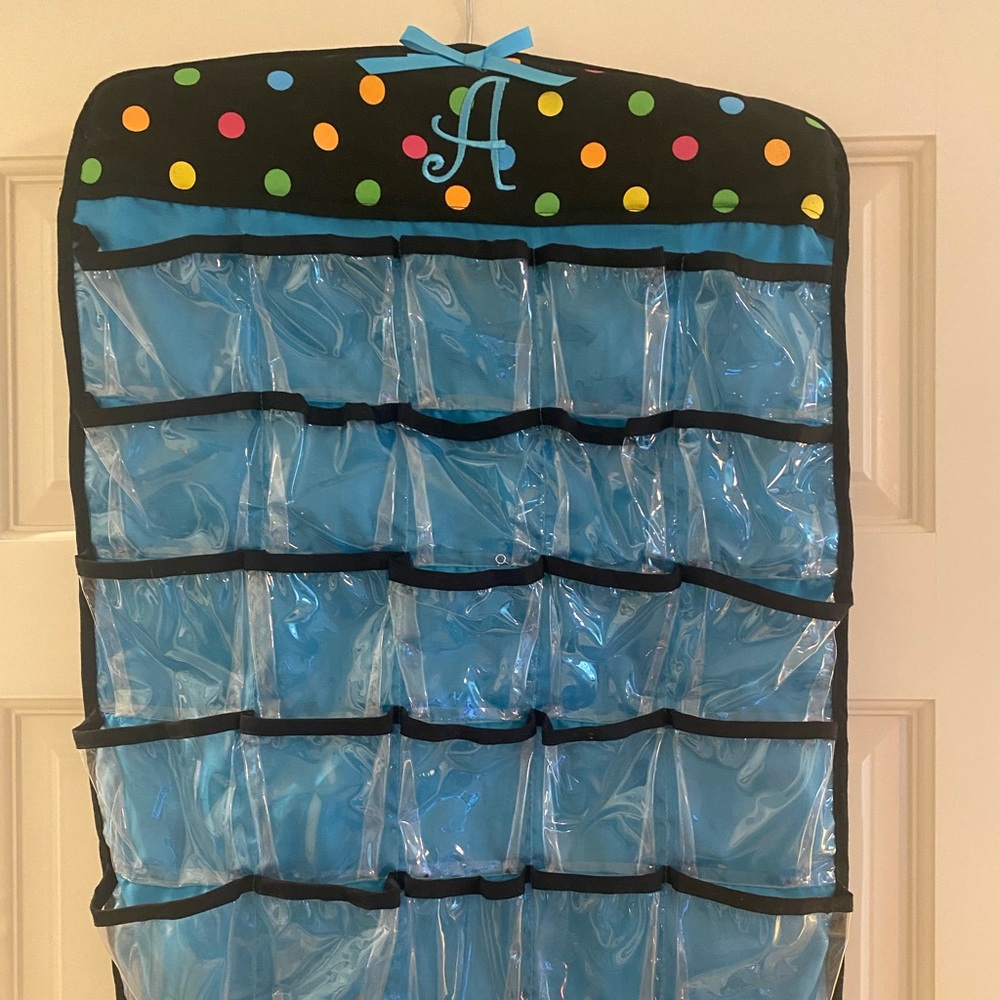 Double sided jewelry organizer
